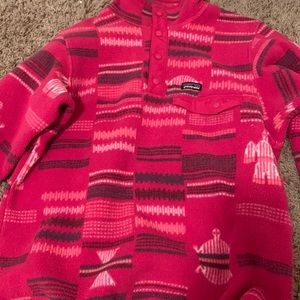 Patagonia fleece size youth XL. Color- pink